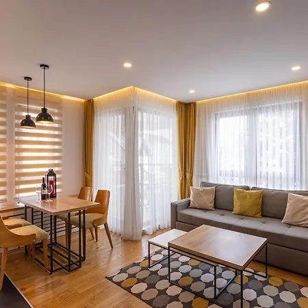 شقة فندقية Vip Casa Club زلاتيبور