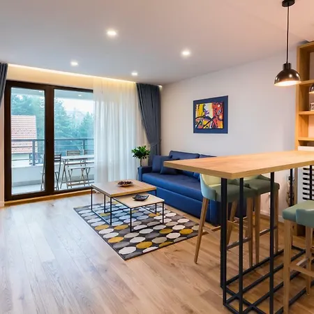 Aparthotel By Bor - Bor Complex