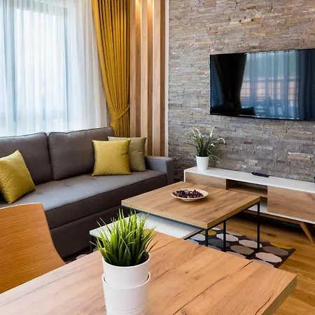 By Bor - Bor Complex Aparthotel Zlatibor